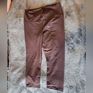 Old Navy Active Brown Capri Leggings